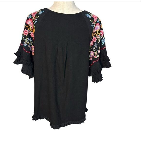 Embroidered Black Boho Blouse Women SZ Medium Bell Sleeves Cotton Blend Umgee - Picture 4 of 7